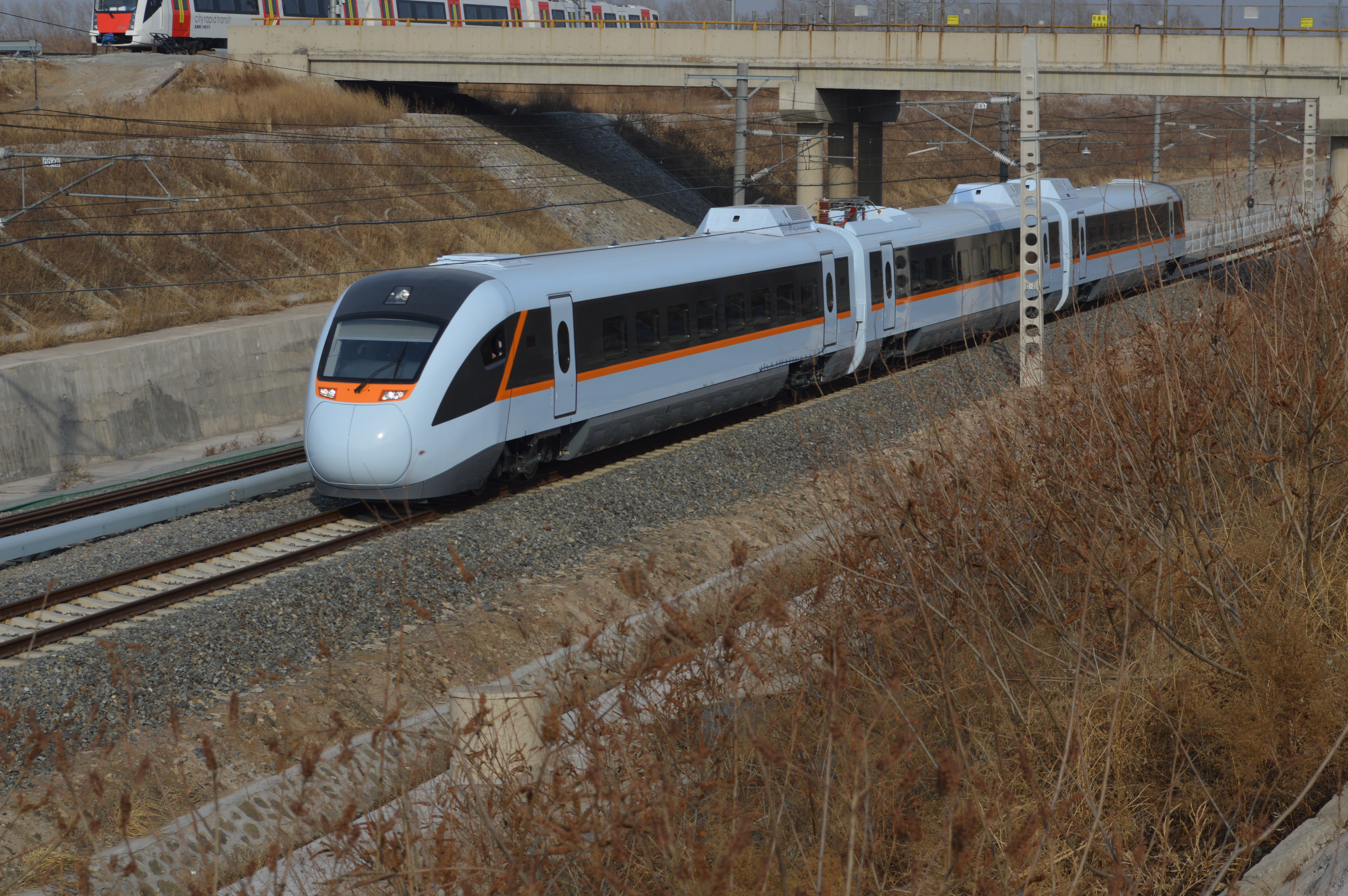 混合动力动车组