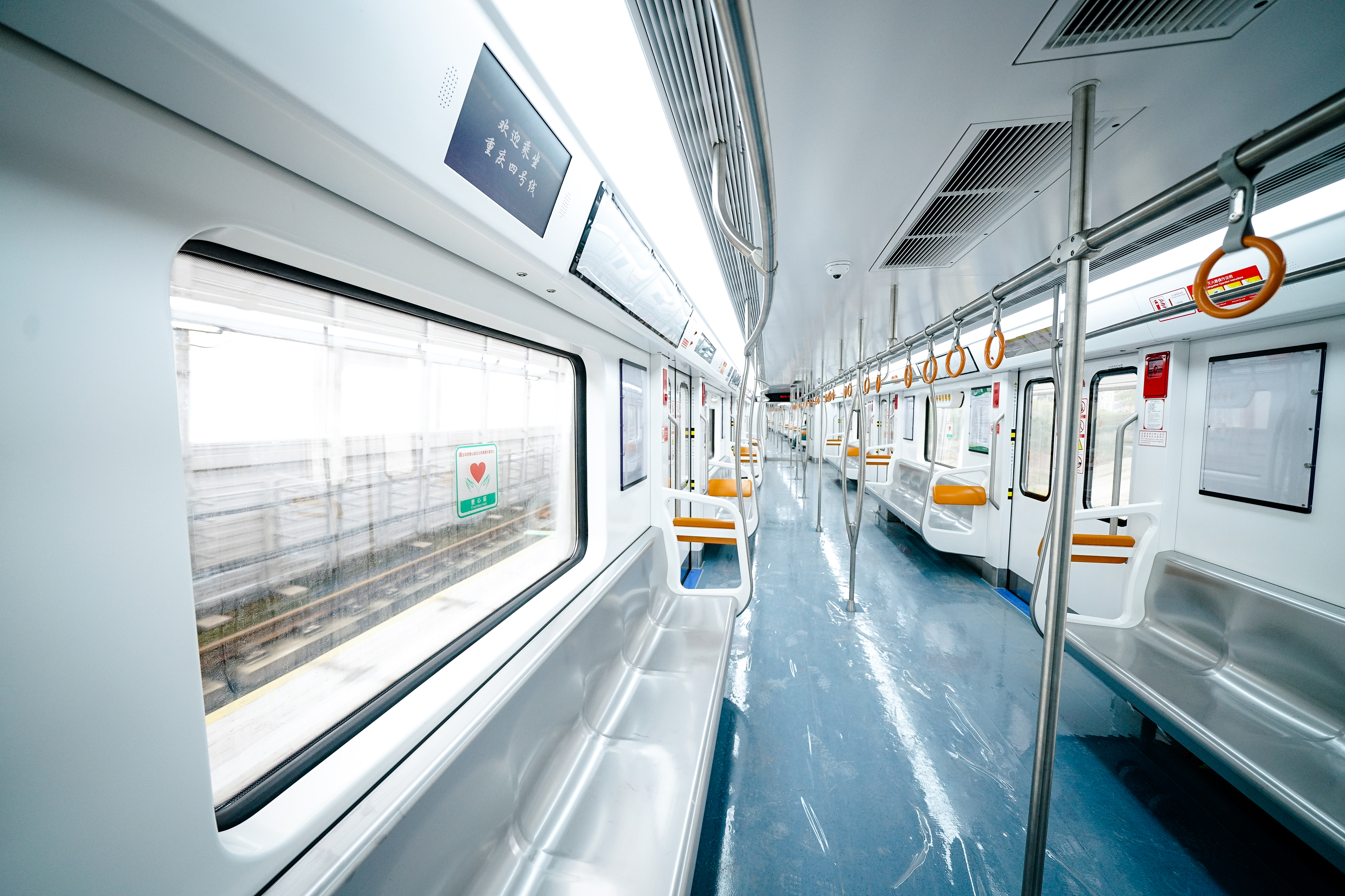 重庆污污污在线观看四号线车辆内部实景